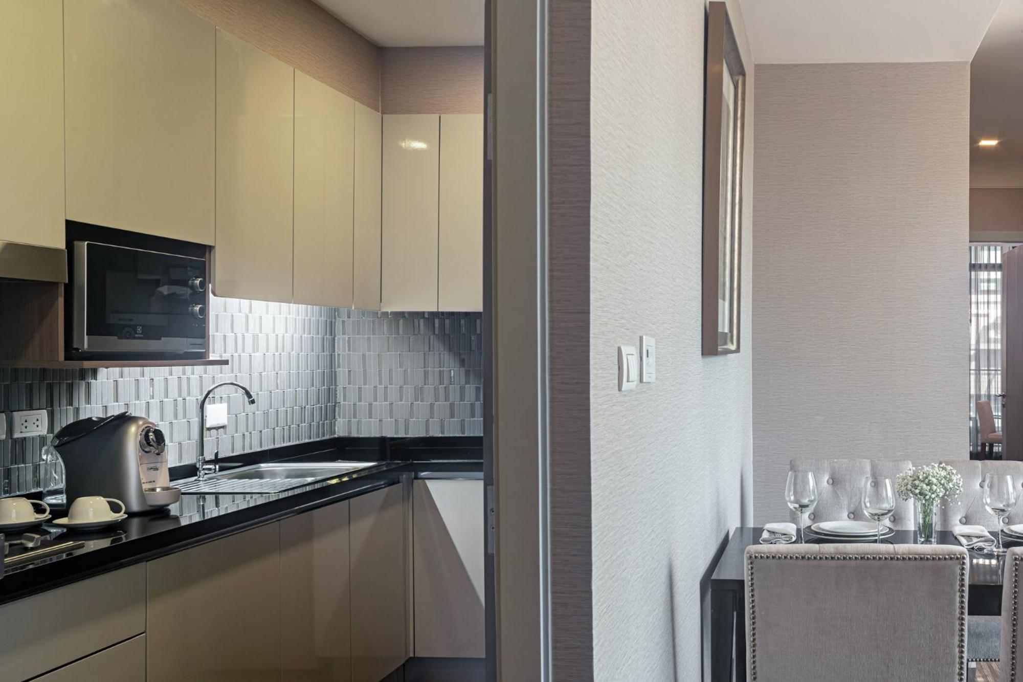 Metropolis Suites Bangkok, Tapestry Collection By Hilton Exterior foto