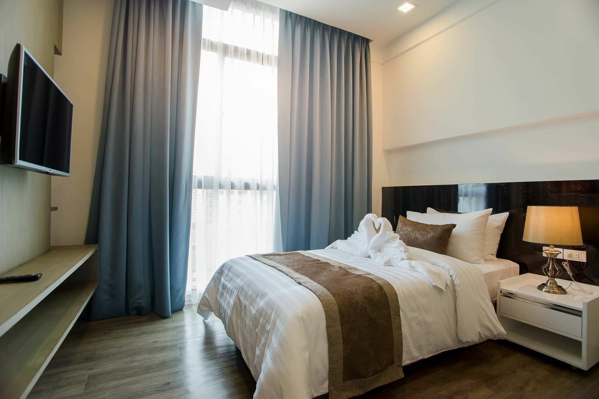 Metropolis Suites Bangkok, Tapestry Collection By Hilton Exterior foto